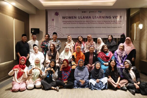 Aktivis Perempuan Advokasi Pendidikan Gender di Pesantren